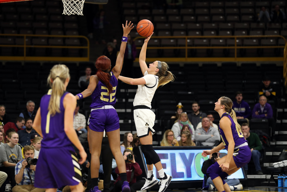 Iowa Hawkeyes guard Makenzie Meyer (3) against North Alabama Thursday, November 14, 2019 at Carver-Hawkeye Arena. (Brian Ray/hawkeyesports.com)