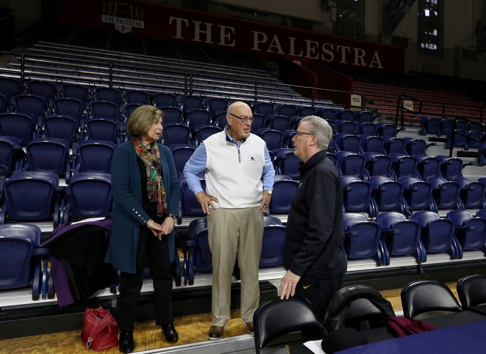 Iowa Hawkeyes head coach Fran McCaffery talks with Bob Weinhauer, his head coach from Penn, before practice at the Palestra Friday, January 3, 2020 in Philadelphia. (Brian Ray/hawkeyesports.com)