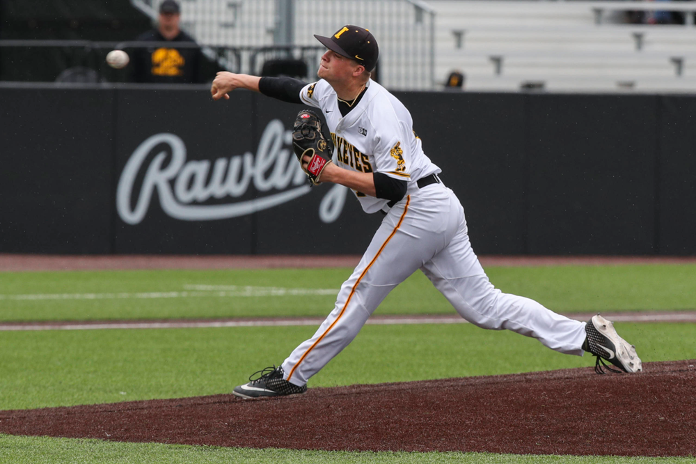 Iowa pitcher Trace Hoffman during baseball vs Michigan State game 3 at Duane Banks Field on Sunday, May 12, 2019. (Lily Smith/hawkeyesports.com)