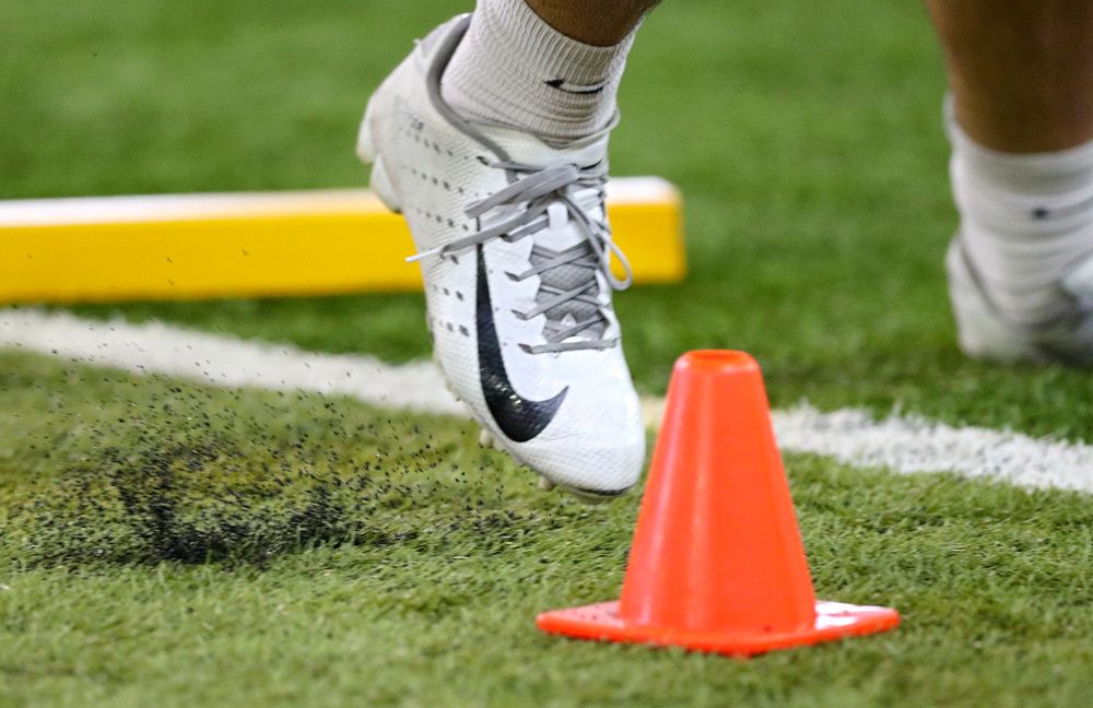 Iowa Hawkeyes wide receiver Nico Ragaini (89) runs a drill during Fall Camp Practice No. 9 at the Hansen Football Performance Center in Iowa City on Monday, Aug 12, 2019. (Stephen Mally/hawkeyesports.com)