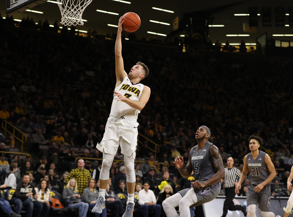 Iowa Hawkeyes guard Jordan Bohannon (3) against the Northwestern Wildcats Sunday, February 10, 2019 at Carver-Hawkeye Arena. (Brian Ray/hawkeyesports.com)