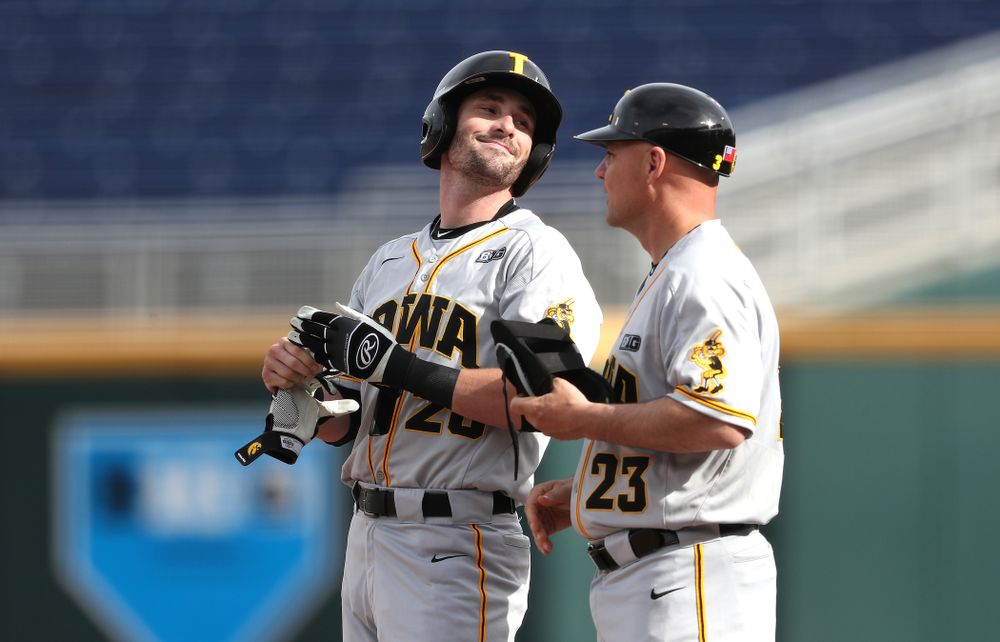 Iowa Hawkeyes Chris Whelan (28) against the Indiana Hoosiers in the first round of the Big Ten Baseball Tournament Wednesday, May 22, 2019 at TD Ameritrade Park in Omaha, Neb. (Brian Ray/hawkeyesports.com)