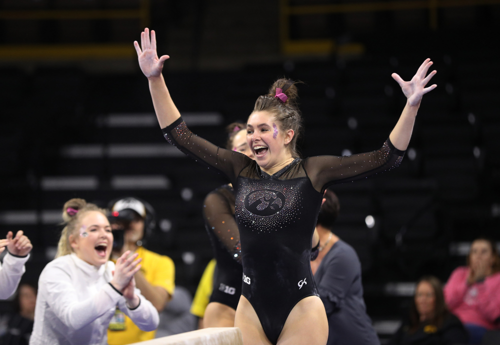 Iowa's Bridget Killian competes on the beam against the Minnesota Golden Gophers Saturday, January 19, 2019 at Carver-Hawkeye Arena. (Brian Ray/hawkeyesports.com)