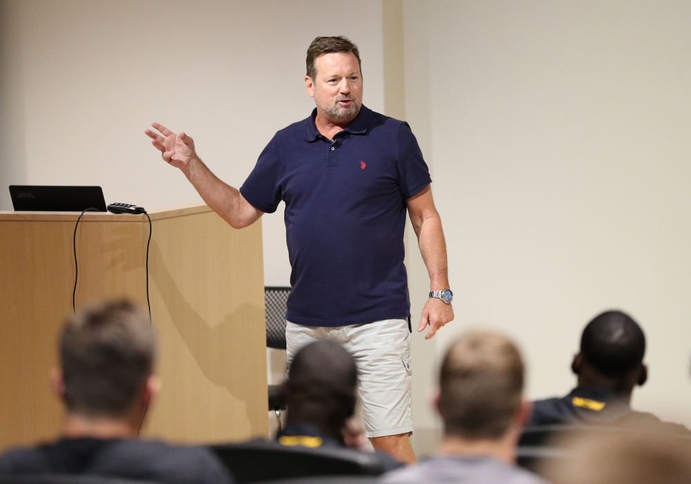 Former University of Iowa defensive back and Oklahoma Head Coach Bob Stoops addresses the Hawkeye Football team as the honorary captain for their game against Miami, Ohio Friday, August 30, 2019 at the Hansen Football Performance Center. (Brian Ray/hawkeyesports.com)