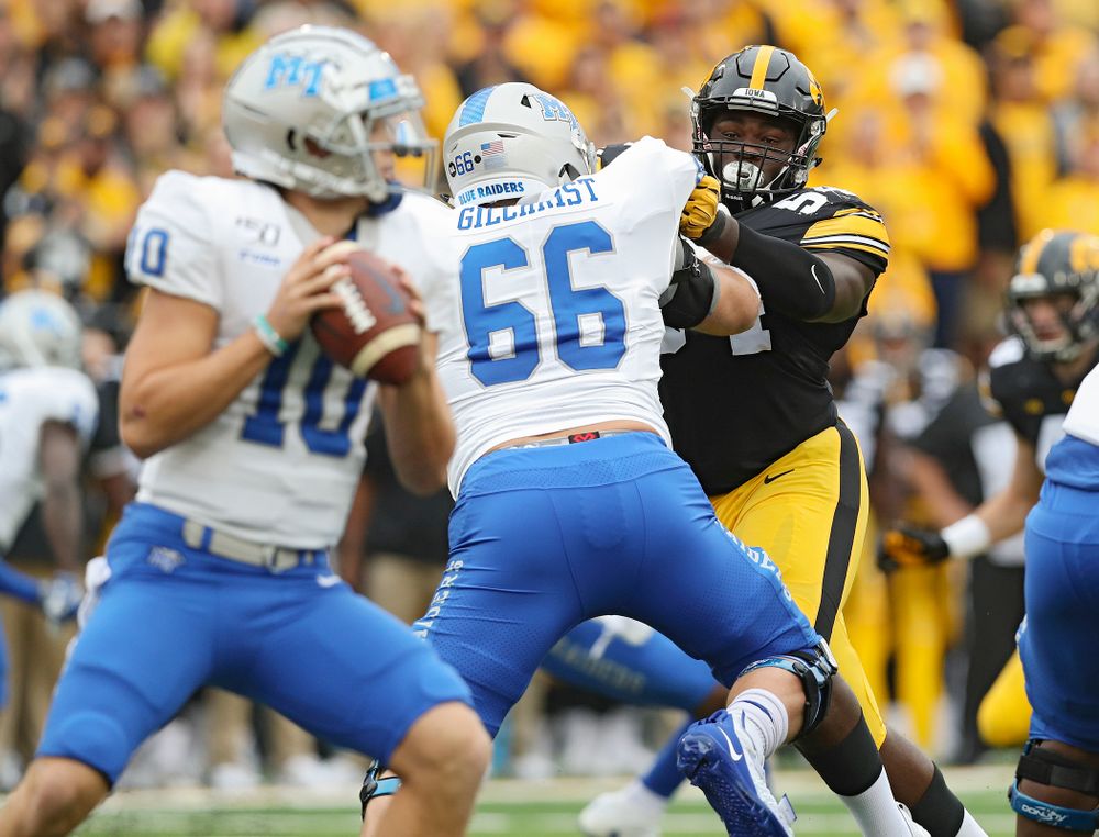 Iowa Hawkeyes defensive tackle Daviyon Nixon (54) during the first quarter of their game at Kinnick Stadium in Iowa City on Saturday, Sep 28, 2019. (Stephen Mally/hawkeyesports.com)
