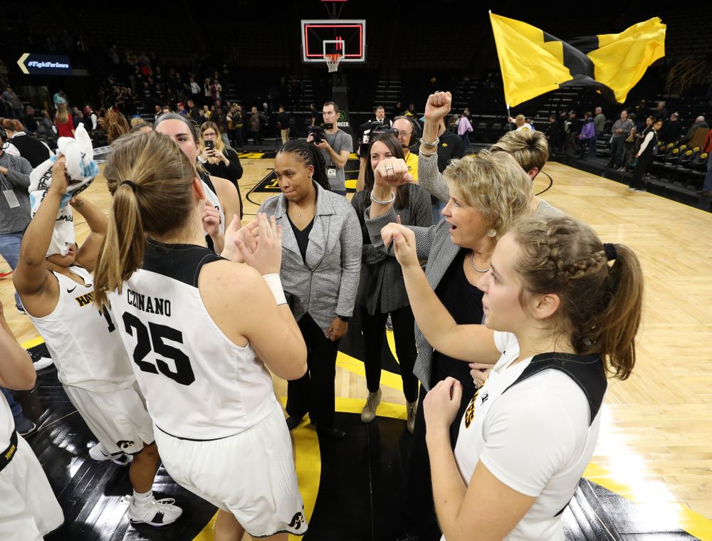 Iowa Hawkeyes head coach Lisa Bluder against the Wisconsin Badgers Monday, January 7, 2019 at Carver-Hawkeye Arena. (Brian Ray/hawkeyesports.com)