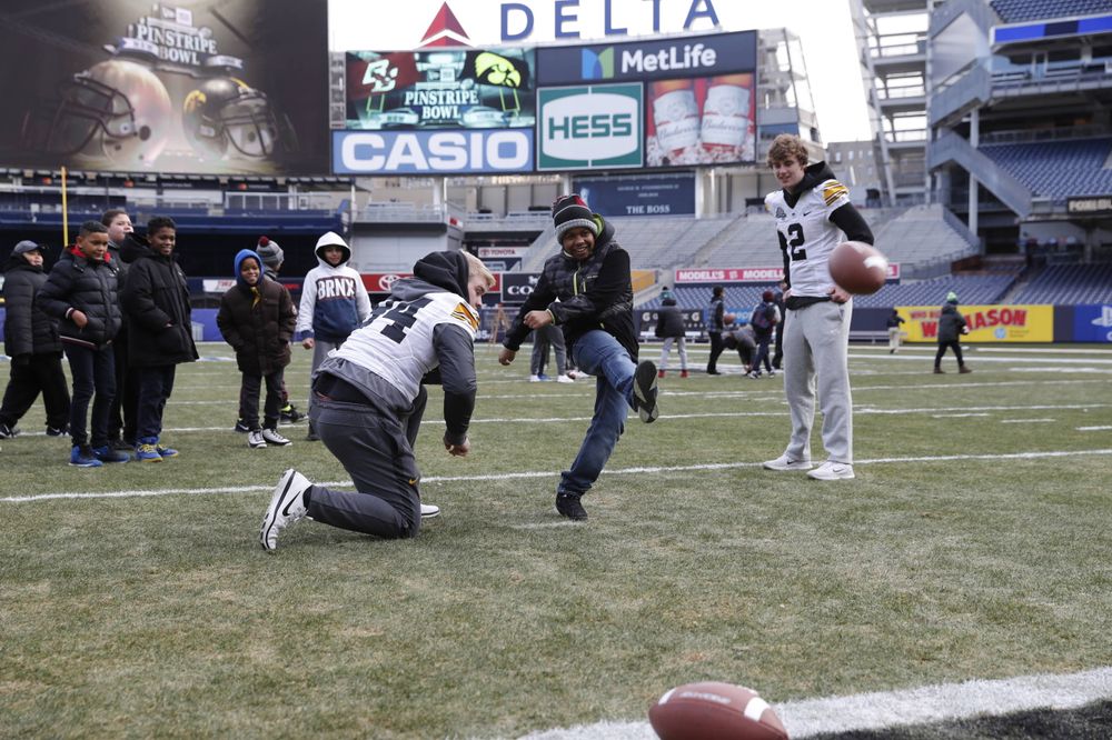 Chalk Talk Clinic at Yankee Stadium in the Bronx, New York, on Dec. 26, 2017. (Darren Miller/hawkeyesports.com)