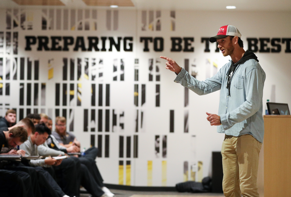 Honorary Captain Ricky Stanzi addresses the team Friday, October 11, 2019 at the Hansen Football Performance Center. (Brian Ray/hawkeyesports.com)