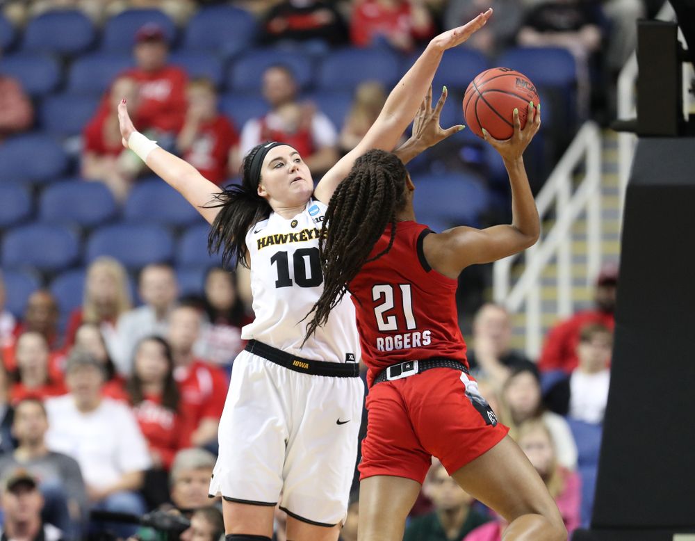 Iowa Hawkeyes forward Megan Gustafson (10) against the NC State Wolfpack in the regional semi-final of the 2019 NCAA Women's College Basketball Tournament Saturday, March 30, 2019 at Greensboro Coliseum in Greensboro, NC.(Brian Ray/hawkeyesports.com)
