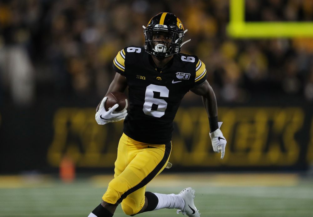 Iowa Hawkeyes wide receiver Ihmir Smith-Marsette (6) against the Miami RedHawks Saturday, August 31, 2019 at Kinnick Stadium in Iowa City. (Brian Ray/hawkeyesports.com)