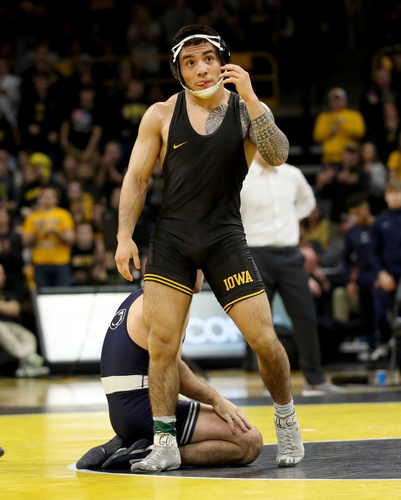 Iowa’s Pat Lugo wrestles Penn State’s Jarod Verkleeren at 149 pounds Friday, January 31, 2020 at Carver-Hawkeye Arena. Lugo defeated Verkleeren 6-1. (Brian Ray/hawkeyesports.com)