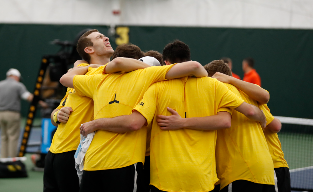 Jake Jacoby against the Illinois Fighting Illini Saturday, March 31, 2018 at Hawkeye Tennis and Recreation Center. (Brian Ray/hawkeyesports.com)
