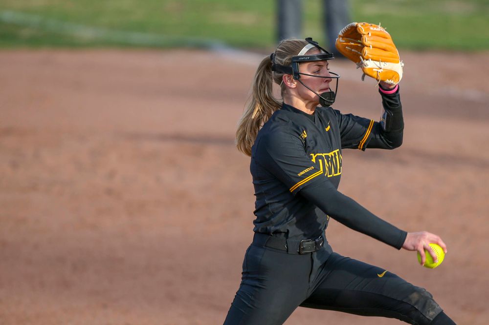Iowa pitcher Allison Doocy (3) at softball vs Illinois game 3 on Saturday, April 13, 2019 at Bob Pearl Field. (Lily Smith/hawkeyesports.com)
