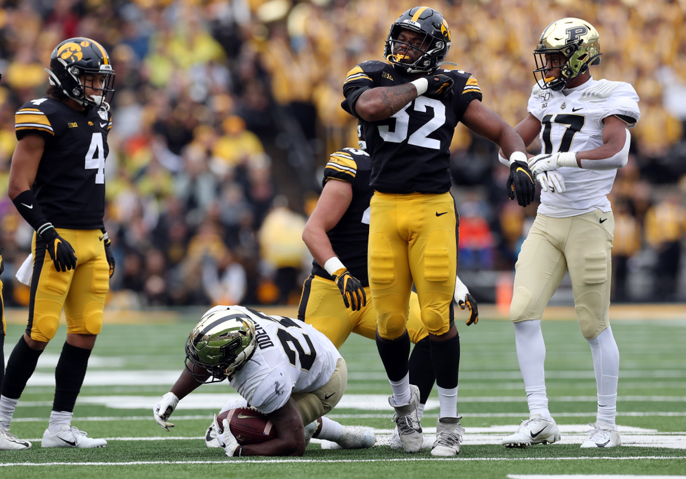 Iowa Hawkeyes linebacker Djimon Colbert (32) against the Purdue Boilermakers Saturday, October 19, 2019 at Kinnick Stadium. (Brian Ray/hawkeyesports.com)
