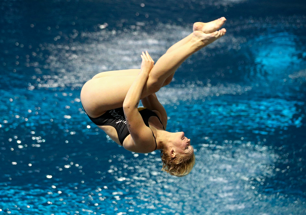 Iowa’s Thelma Strandberg competes in the women’s 1-meter diving event during their meet against Michigan State and Northern Iowa at the Campus Recreation and Wellness Center in Iowa City on Friday, Oct 4, 2019. (Stephen Mally/hawkeyesports.com)