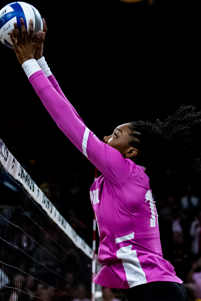 Iowa Hawkeyes outside hitter Taylor Louis (16) against the Wisconsin Badgers Saturday, October 6, 2018 at Carver-Hawkeye Arena. (Clem Messerli/Iowa Sports Pictures)