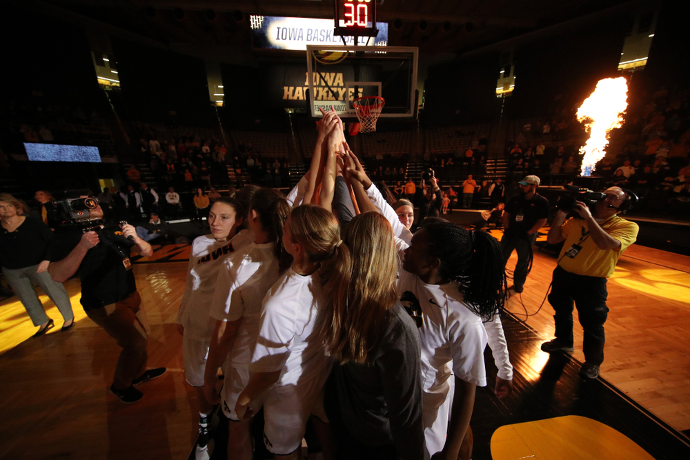 The Iowa Hawkeyes before their game against the Rutgers Scarlet Knights Wednesday, January 23, 2019 at Carver-Hawkeye Arena. (Brian Ray/hawkeyesports.com)