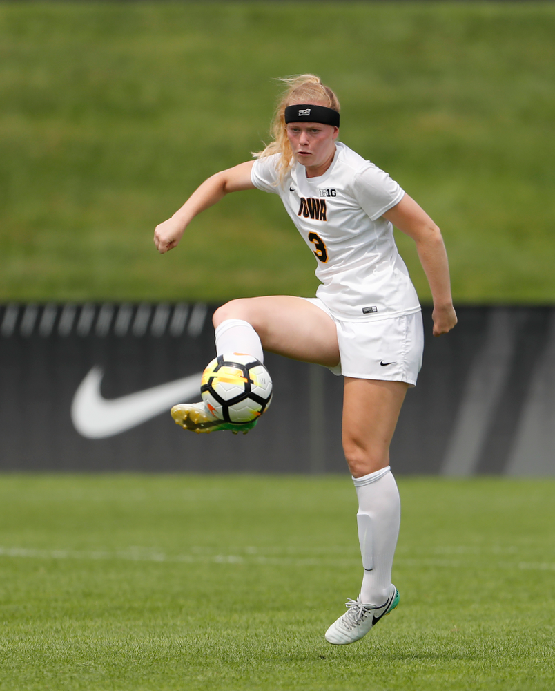 Iowa Hawkeyes Morgan Kemmerling (3) against the Creighton Bluejays Sunday, August 19, 2018 at the Iowa Soccer Complex. (Brian Ray/hawkeyesports.com)
