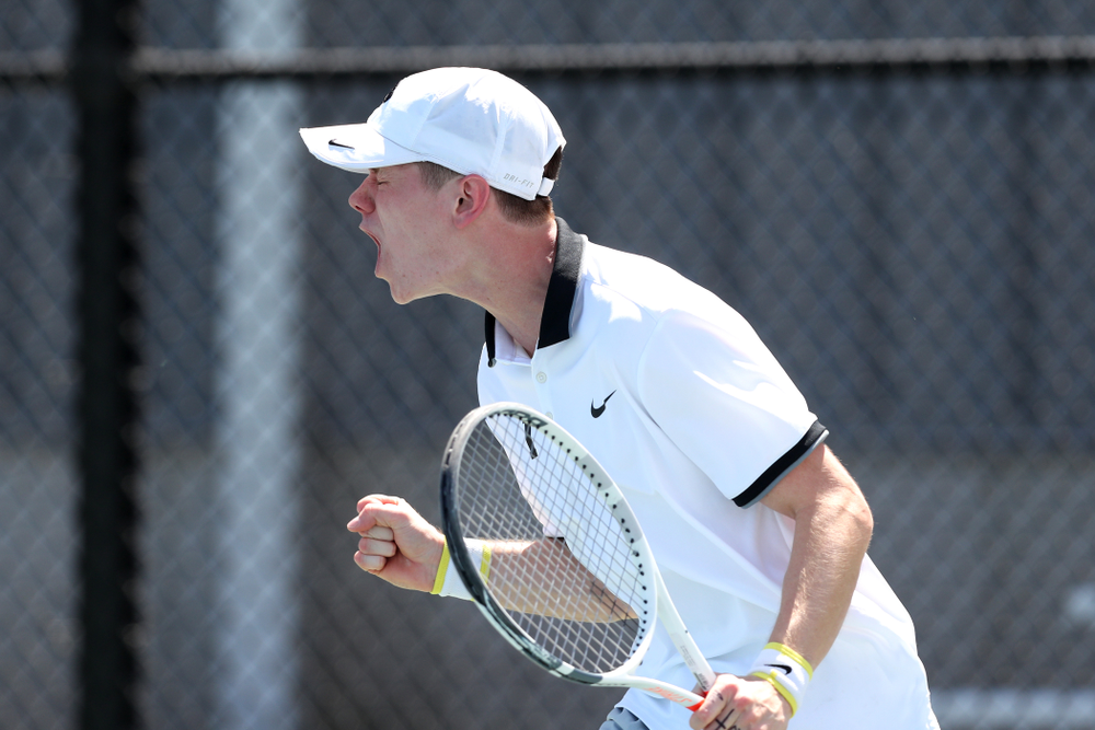 IowaÕs Jason Kerst against the Michigan Wolverines Sunday, April 21, 2019 at the Hawkeye Tennis and Recreation Complex. (Brian Ray/hawkeyesports.com)
