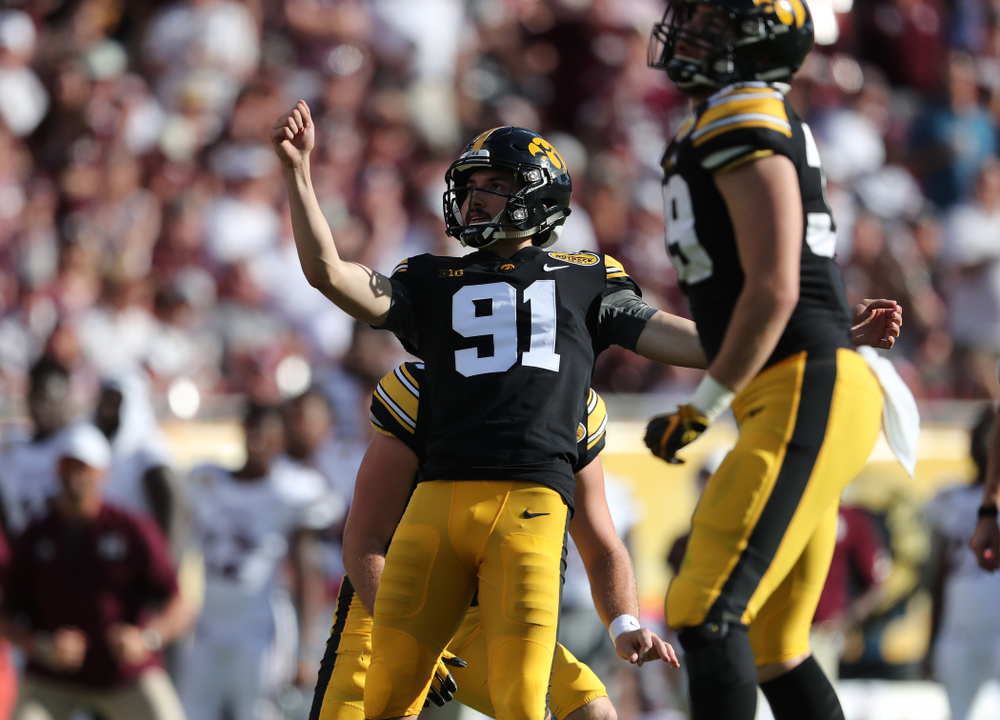 Iowa Hawkeyes place kicker Miguel Recinos (91) during their Outback Bowl Tuesday, January 1, 2019 at Raymond James Stadium in Tampa, FL. (Brian Ray/hawkeyesports.com)