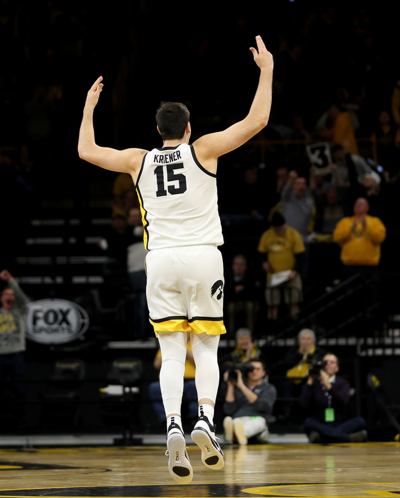 Iowa Hawkeyes forward Ryan Kriener (15) against the Michigan Wolverines Friday, January 17, 2020 at Carver-Hawkeye Arena. (Brian Ray/hawkeyesports.com)