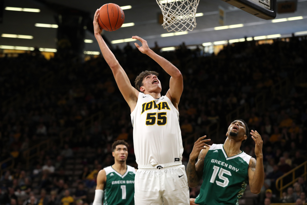Mbb Iowa 93 Uw Green Bay 82 Page 7060 University Of Iowa