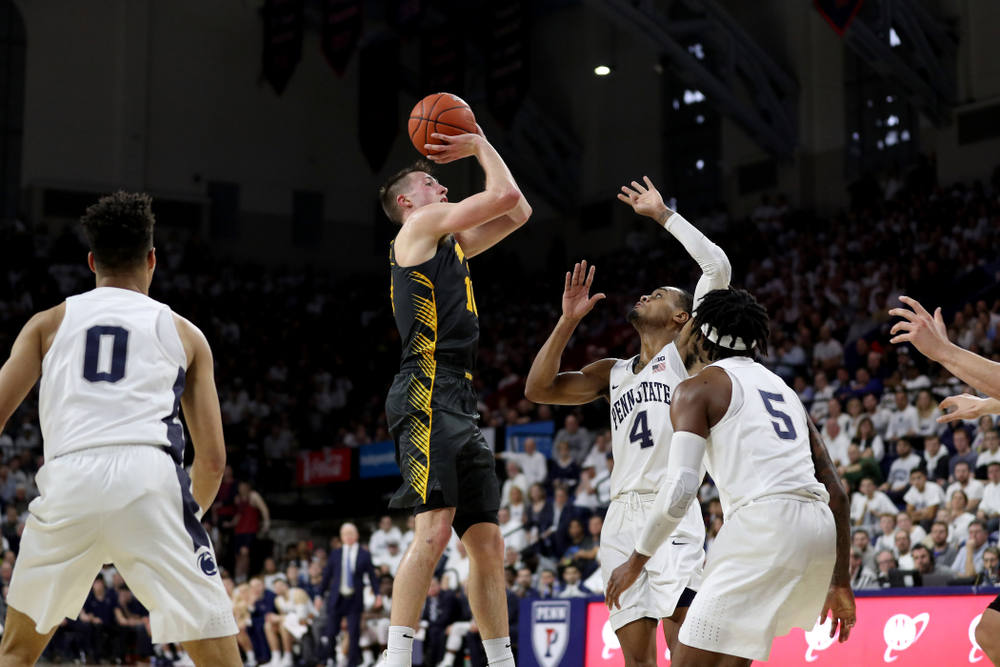Iowa Hawkeyes guard Joe Wieskamp (10) against Penn State Saturday, January 4, 2020 at the Palestra in Philadelphia. (Brian Ray/hawkeyesports.com)
