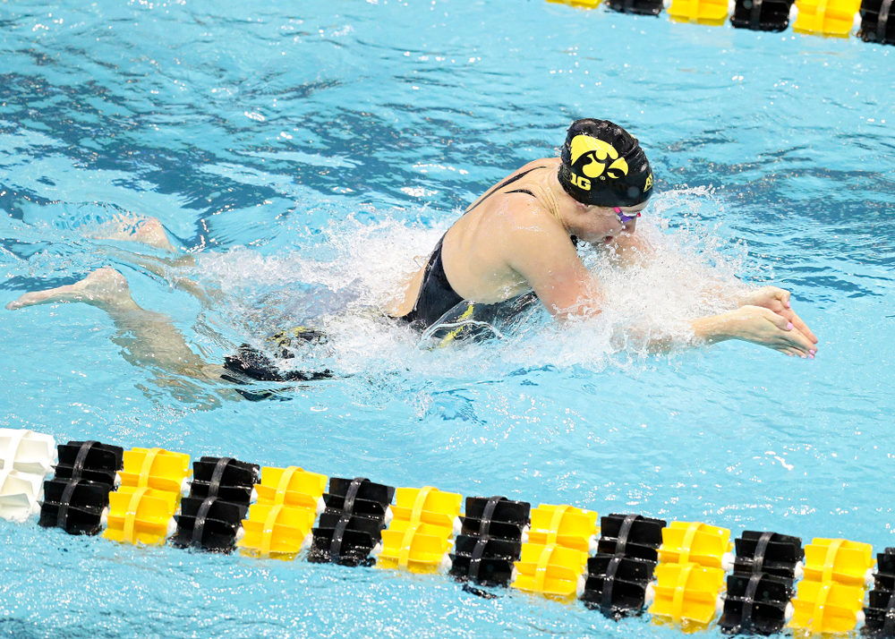 Iowa’s Zoe Mekus swims the women’s 50 yard freestyle preliminary event during the 2020 Women’s Big Ten Swimming and Diving Championships at the Campus Recreation and Wellness Center in Iowa City on Thursday, February 20, 2020. (Stephen Mally/hawkeyesports.com)