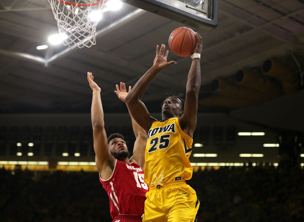 Iowa Hawkeyes forward Tyler Cook (25) against the Wisconsin Badgers Friday, November 30, 2018 at Carver-Hawkeye Arena. (Brian Ray/hawkeyesports.com)
