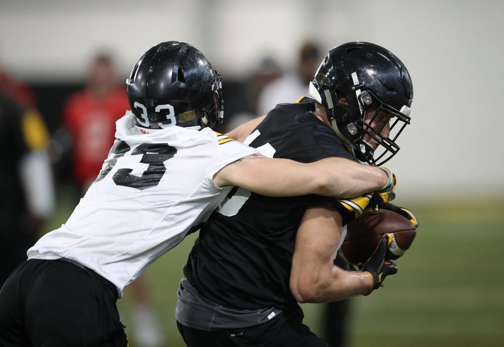 Iowa Hawkeyes tight end Drew Cook (18) during preparation for the 2019 Outback Bowl Tuesday, December 18, 2018 at the Hansen Football Performance Center. (Brian Ray/hawkeyesports.com)