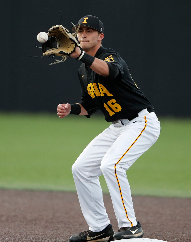 Tanner Wetrich against the Ontario Blue Jays Friday, September 21, 2018 at Duane Banks Field. (Brian Ray/hawkeyesports.com)