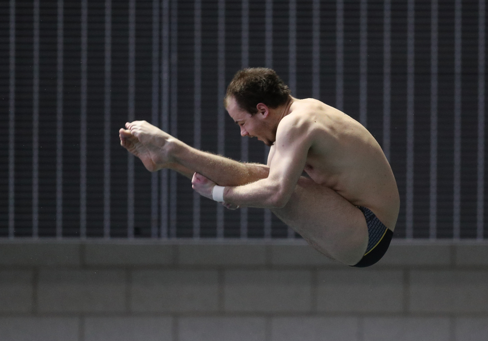 Iowa's Anton Hoherz competes on the 3-meter springboard during the third day of the 2019 Big Ten Swimming and Diving Championships Thursday, February 28, 2019 at the Campus Wellness and Recreation Center. (Brian Ray/hawkeyesports.com)