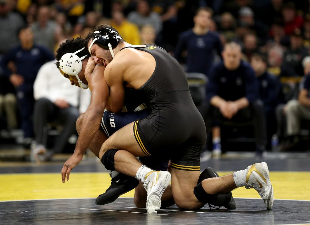 Iowa’s Michael Kemerer wrestles Penn State’s Mark Hall at 174 pounds Friday, January 31, 2020 at Carver-Hawkeye Arena. Kemerer won the match 11-6. (Brian Ray/hawkeyesports.com)