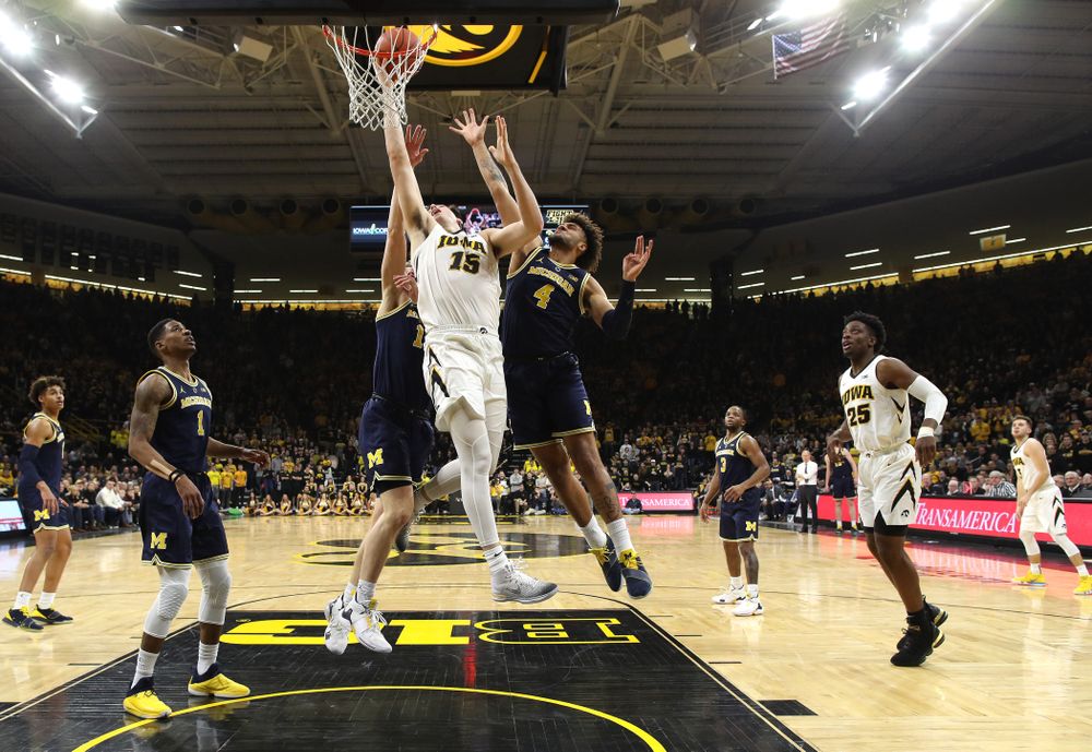 Iowa Hawkeyes forward Ryan Kriener (15) against the Michigan Wolverines Friday, February 1, 2019 at Carver-Hawkeye Arena. (Brian Ray/hawkeyesports.com)