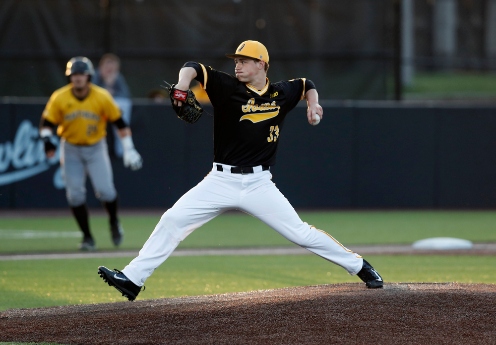 Iowa Hawkeyes pitcher Jack Dreyer (33) against Milwaukee Wednesday, April 25, 2018 at Duane Banks Field. (Brian Ray/hawkeyesports.com)