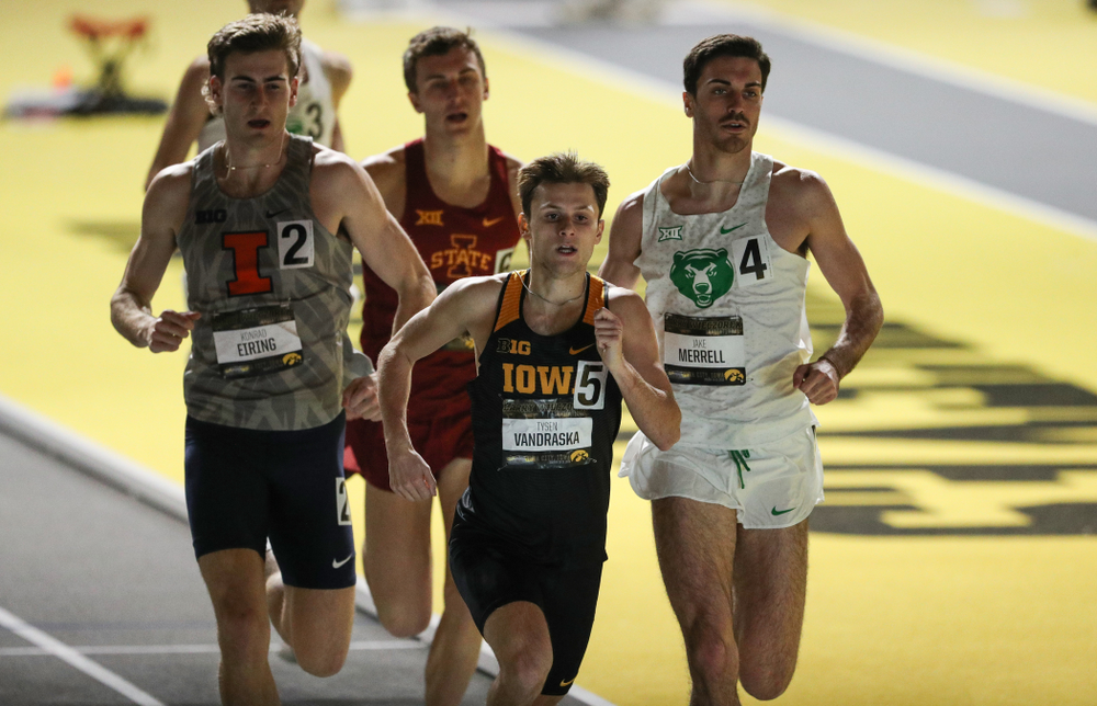 Iowa's Tyler VanDraska runs the 1000 meters during the 2019 Larry Wieczorek Invitational Friday, January 18, 2019 at the Hawkeye Tennis and Recreation Center. (Brian Ray/hawkeyesports.com)