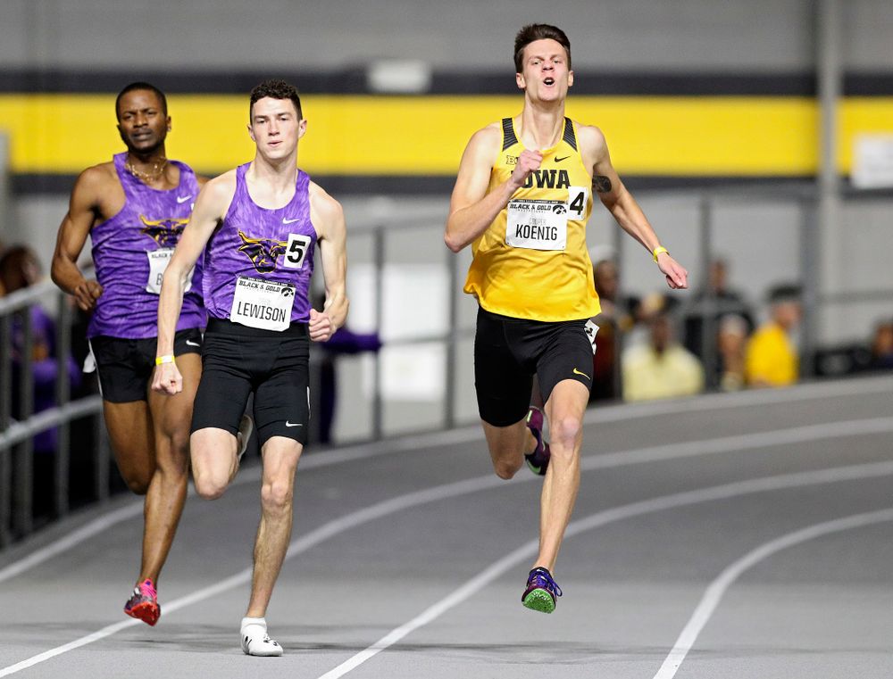 Iowa’s Cooper Koenig runs the men’s 200 meter dash event at the Black and Gold Invite at the Recreation Building in Iowa City on Saturday, February 1, 2020. (Stephen Mally/hawkeyesports.com)