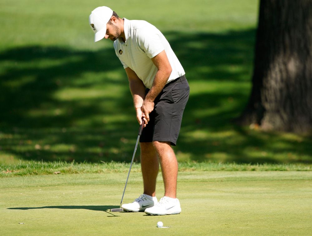 Iowa’s Gonzalo Leal putts during the second day of the Golfweek Conference Challenge at the Cedar Rapids Country Club in Cedar Rapids on Monday, Sep 16, 2019. (Stephen Mally/hawkeyesports.com)