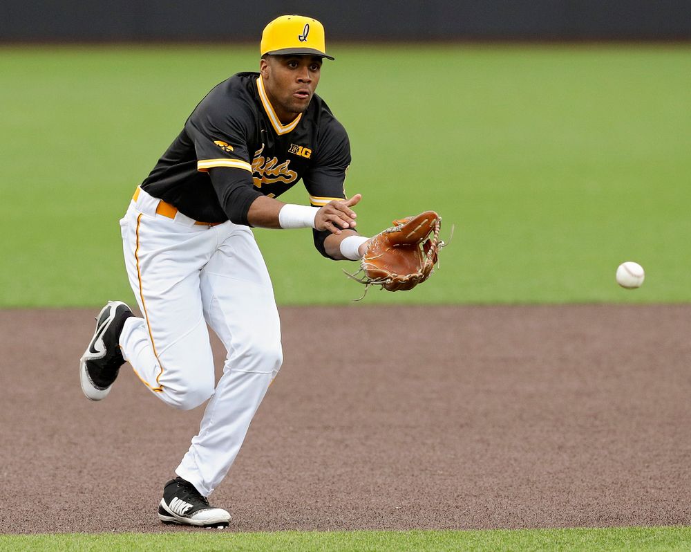 Iowa Hawkeyes third baseman Lorenzo Elion (1) fields a ground ball during the fourth inning of their game against Illinois State at Duane Banks Field in Iowa City on Wednesday, Apr. 3, 2019. (Stephen Mally/hawkeyesports.com)