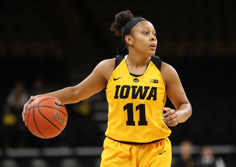 Iowa Hawkeyes guard Tania Davis (11) against the Robert Morris Colonials Sunday, December 2, 2018 at Carver-Hawkeye Arena. (Brian Ray/hawkeyesports.com)