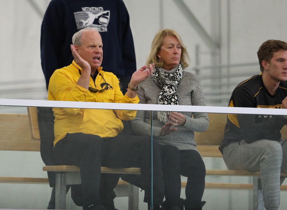 against Western Michigan Saturday, January 19, 2019 at the Hawkeye Tennis and Recreation Complex. (Brian Ray/hawkeyesports.com)