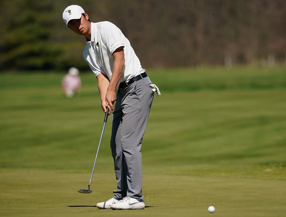 Iowa's Joe Kim putts during the second round of the Hawkeye Invitational at Finkbine Golf Course in Iowa City on Saturday, Apr. 20, 2019. (Stephen Mally/hawkeyesports.com)
