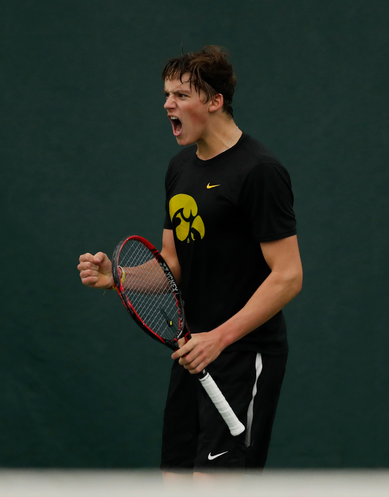Joe Tyler against the Illinois Fighting Illini Saturday, March 31, 2018 at Hawkeye Tennis and Recreation Center. (Brian Ray/hawkeyesports.com)