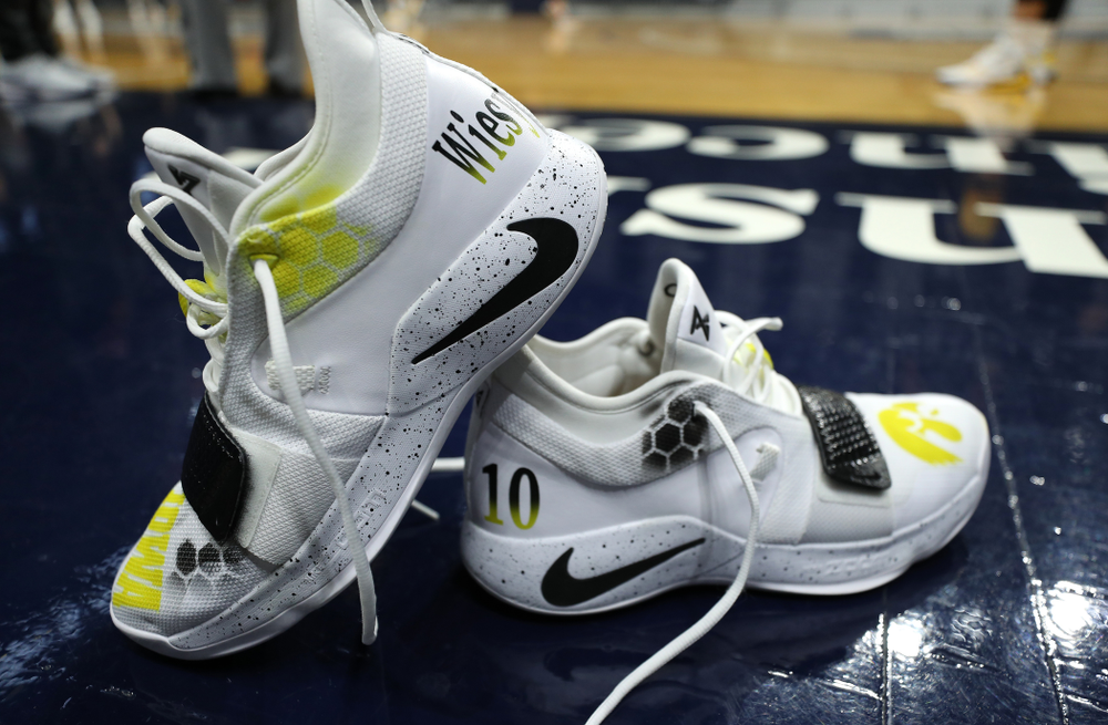 Iowa Hawkeyes guard Joe Wieskamp (10) sports custom painted shoes during practice at Hinkle Fieldhouse Wednesday, March 11, 2020 in Indianapolis. (Brian Ray/hawkeyesports.com)