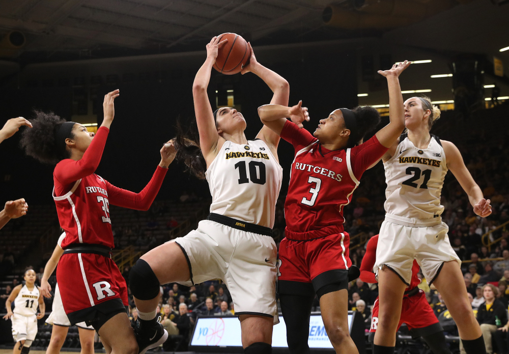 Iowa Hawkeyes forward Megan Gustafson (10) against the Rutgers Scarlet Knights Wednesday, January 23, 2019 at Carver-Hawkeye Arena. (Brian Ray/hawkeyesports.com)