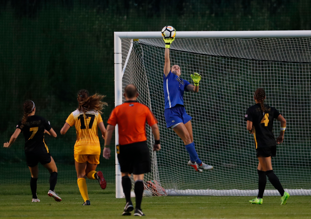 Iowa Hawkeyes Claire Graves (1) against the Missouri Tigers Friday, August 17, 2018 at the Iowa Soccer Complex. (Brian Ray/hawkeyesports.com)