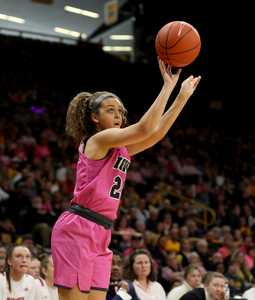 Iowa Hawkeyes guard Gabbie Marshall (24) against the Wisconsin Badgers Sunday, February 16, 2020 at Carver-Hawkeye Arena. (Brian Ray/hawkeyesports.com)