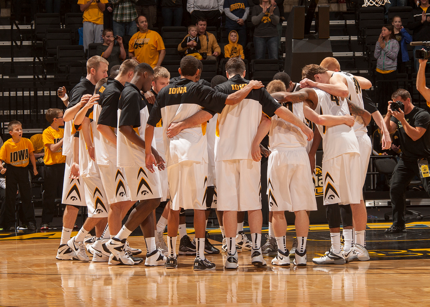 Iowa 87 Augustana Il 65 University Of Iowa Athletics