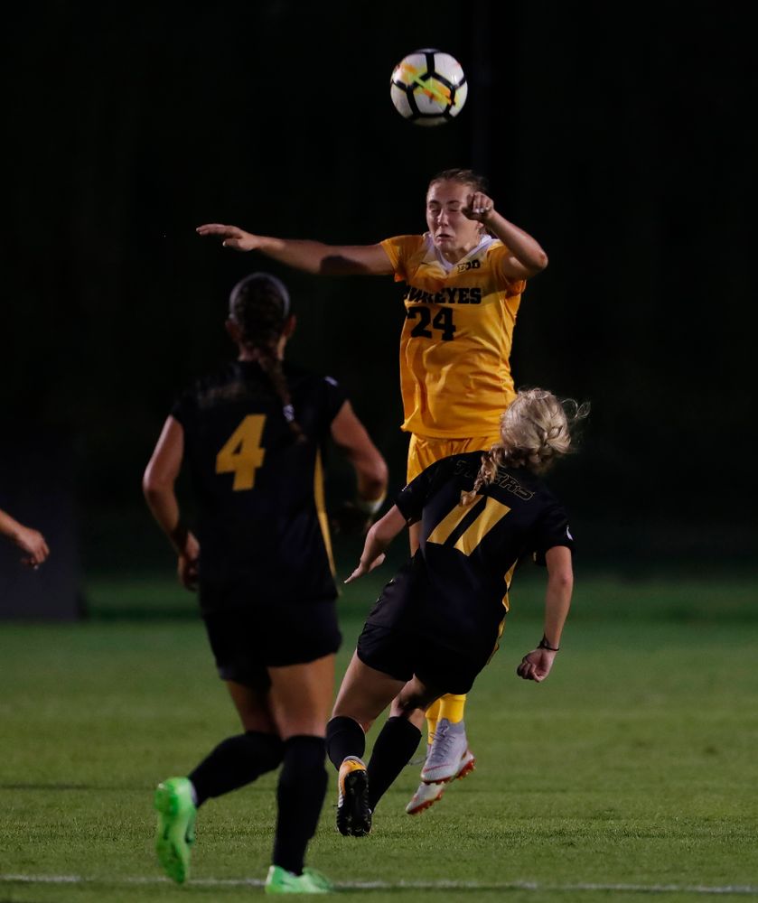 Iowa Hawkeyes Sara Wheaton (24) against the Missouri Tigers Friday, August 17, 2018 at the Iowa Soccer Complex. (Brian Ray/hawkeyesports.com)
