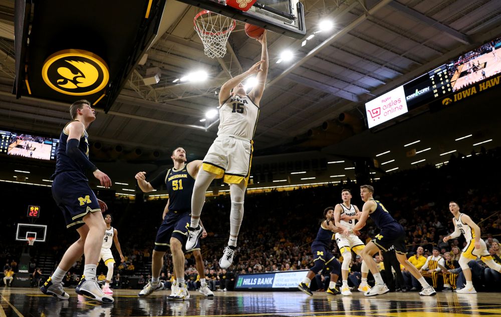 Iowa Hawkeyes forward Ryan Kriener (15) against the Michigan Wolverines Friday, January 17, 2020 at Carver-Hawkeye Arena. (Brian Ray/hawkeyesports.com)